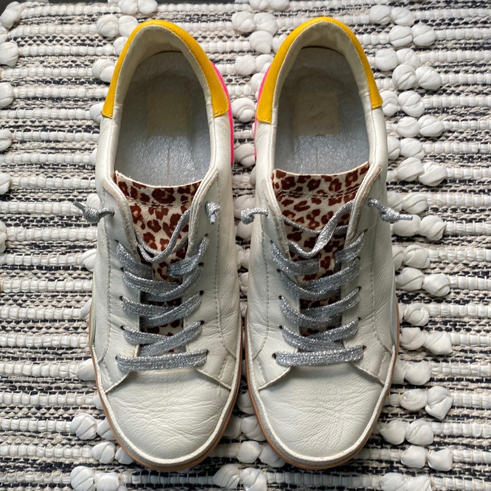 Dolce Vita Zina sneakers size 7.5 like new!